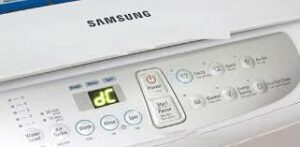 Màn hình máy giặt Samsung hiển thị mã lỗi DC