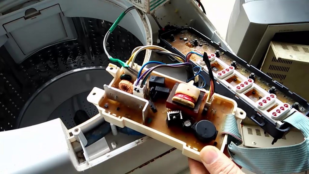 Máy giặt Samsung báo lỗi be2 do board mạch